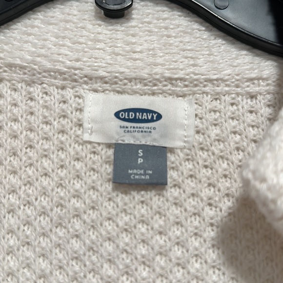 Old Navy knit black and white Aztec sweater cardigan - Picture 3 of 3